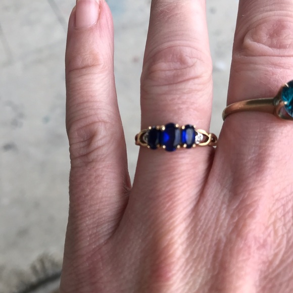 3 Sapphire & 2 Diamond 10k Yellow Gold Ring - Picture 7 of 13